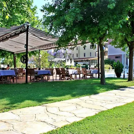 Miramar Hotel